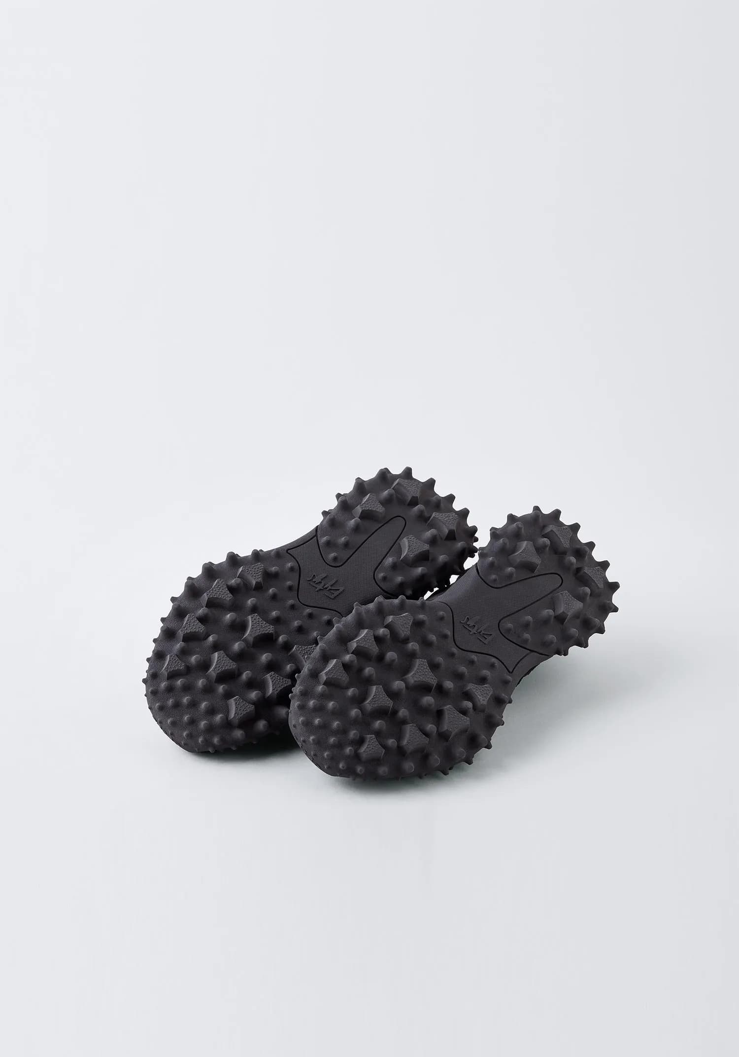EYTYS Fugu Suede Black Sneakers